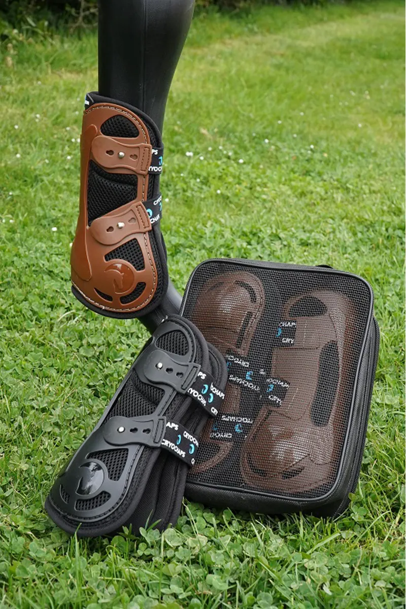 Cryochaps Exoskeleton Tendon Boots in Black